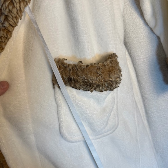 Pottery Barn Hooded Robe - Picture 7 of 10
